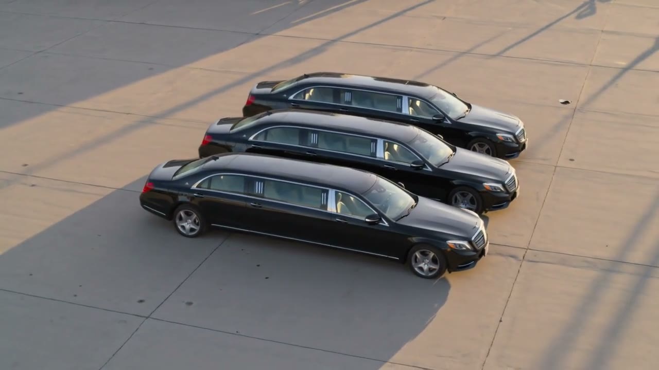 Aerial view of a Mercedes-Benz S-Class chauffeur fleet